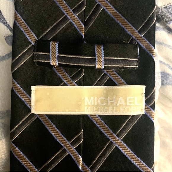 Michael Kors Silk Tie Black with Silver and White Checkered Pattern Classic - Picture 2 of 3